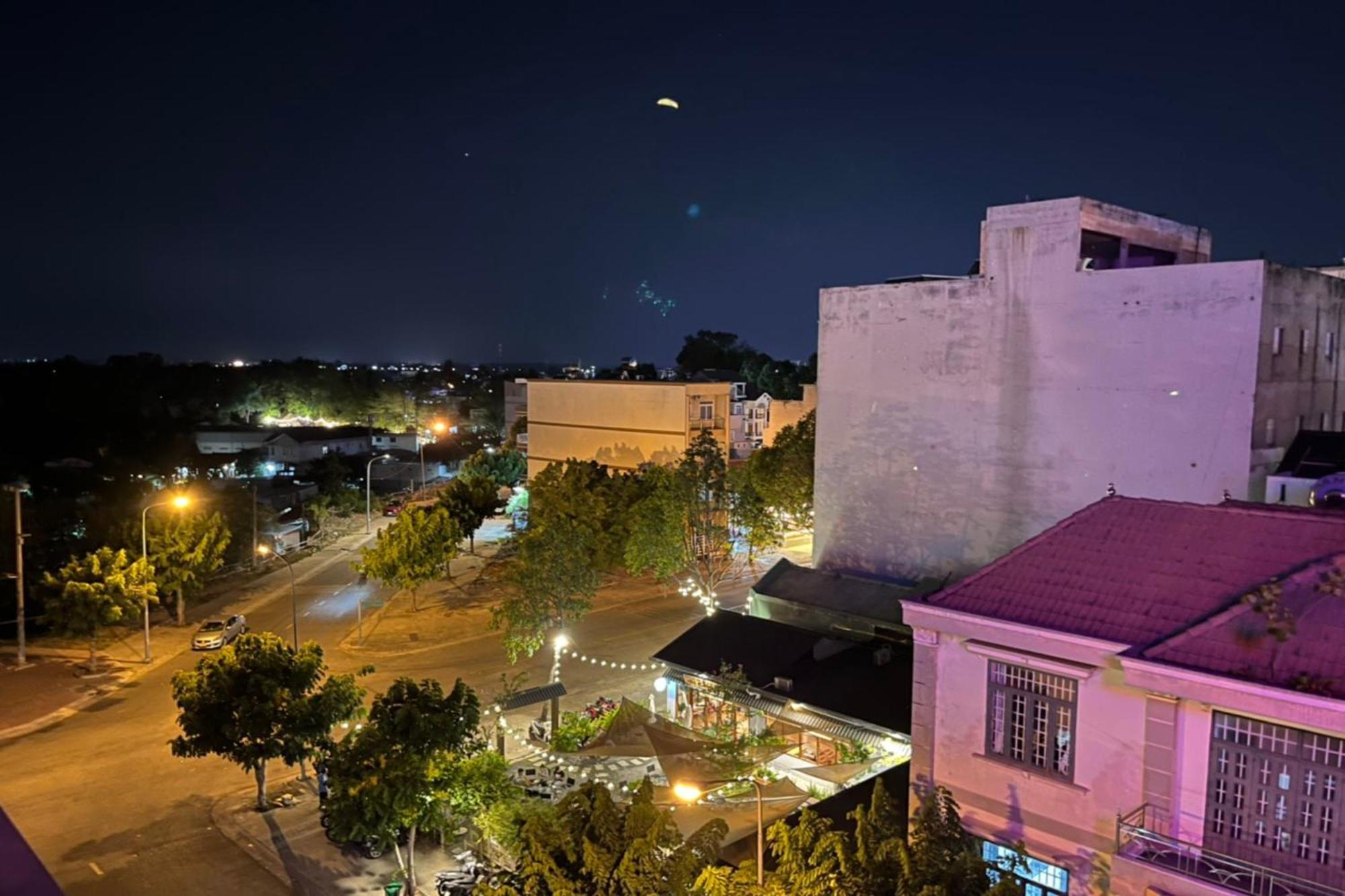 Thien Ha Hotel Thu Dau Mot 外观 照片